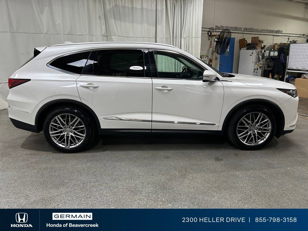 Used 2024 Acura MDX SH-AWD w/ Advance Package image 9