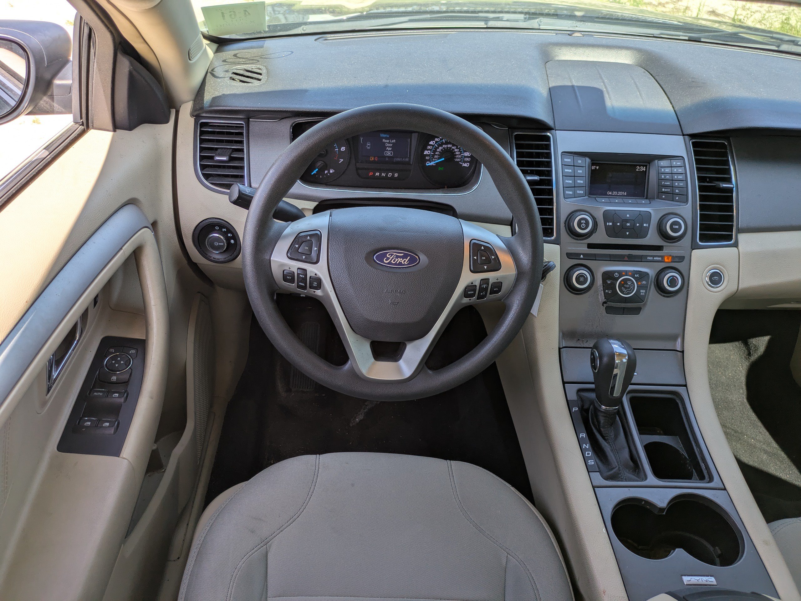 Used 2017 Ford Taurus SE FWD image 15