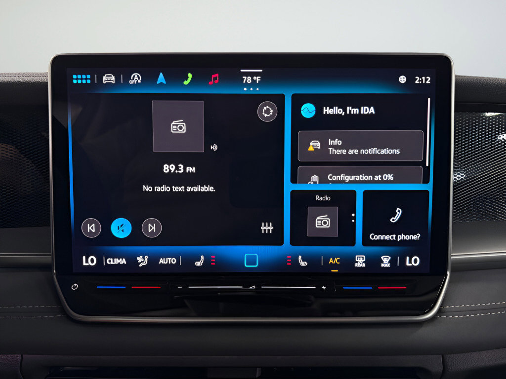 New 2025 Volkswagen Tiguan SE image 16