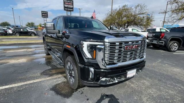 New 2025 GMC Sierra 2500 Denali w/ Technology Package image 4