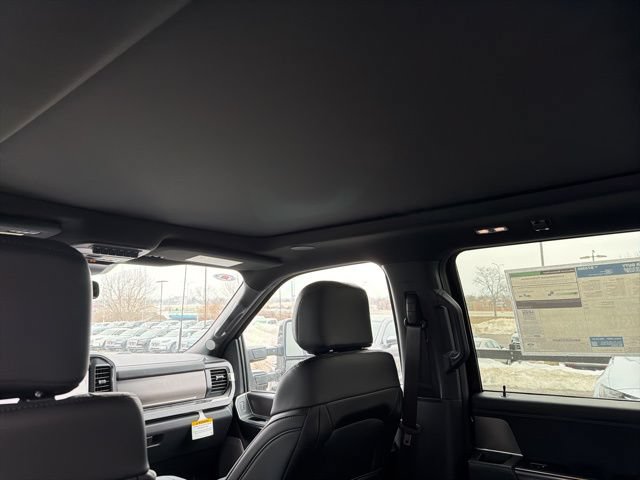 New 2026 Ford F350 Platinum w/ FX4 Off-Road Package AWD/4WD image 8