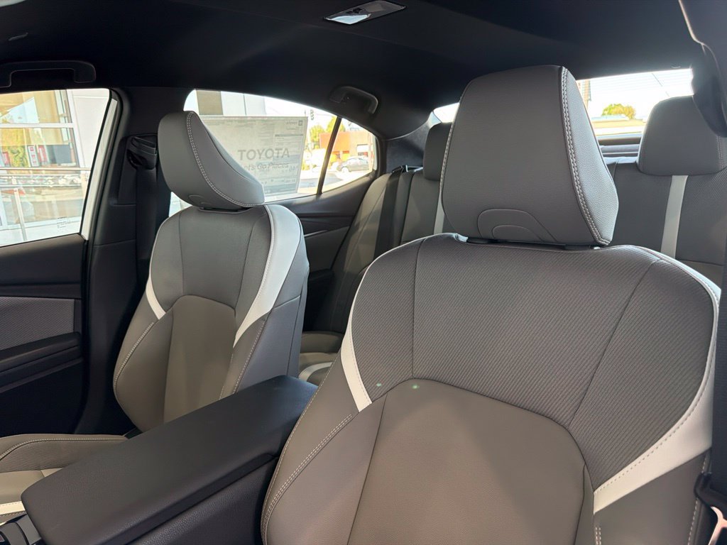 Certified 2026 Toyota Camry SE w/ Convenience Package FWD image 23