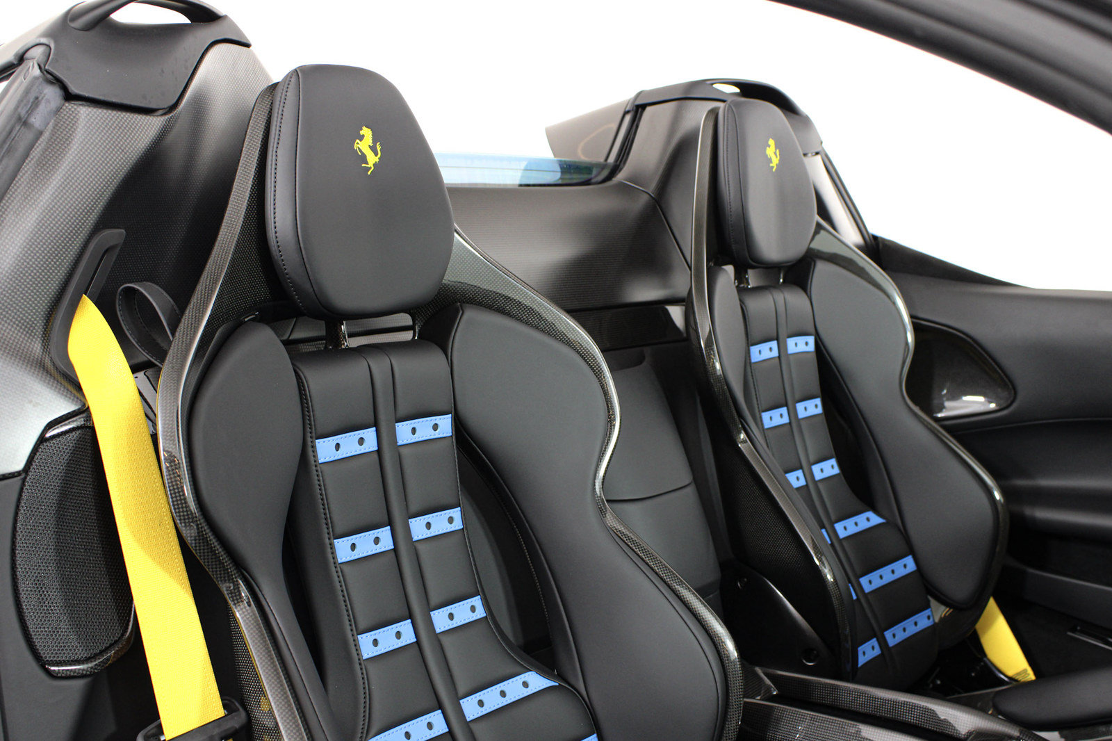 Certified 2024 Ferrari SF90 Spider AWD/4WD image 33