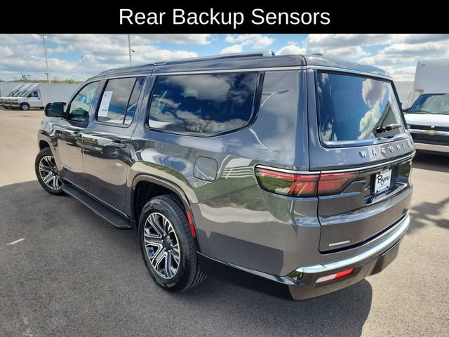 Used 2023 Jeep Wagoneer L Series II AWD/4WD image 5