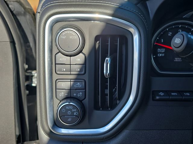 Used 2020 Chevrolet Silverado 1500 High Country w/ Technology Package image 29