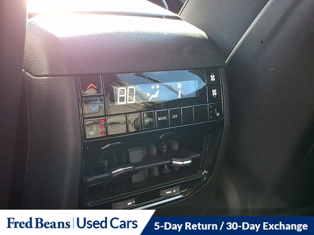 Used 2022 Jeep Grand Cherokee L Limited image 13