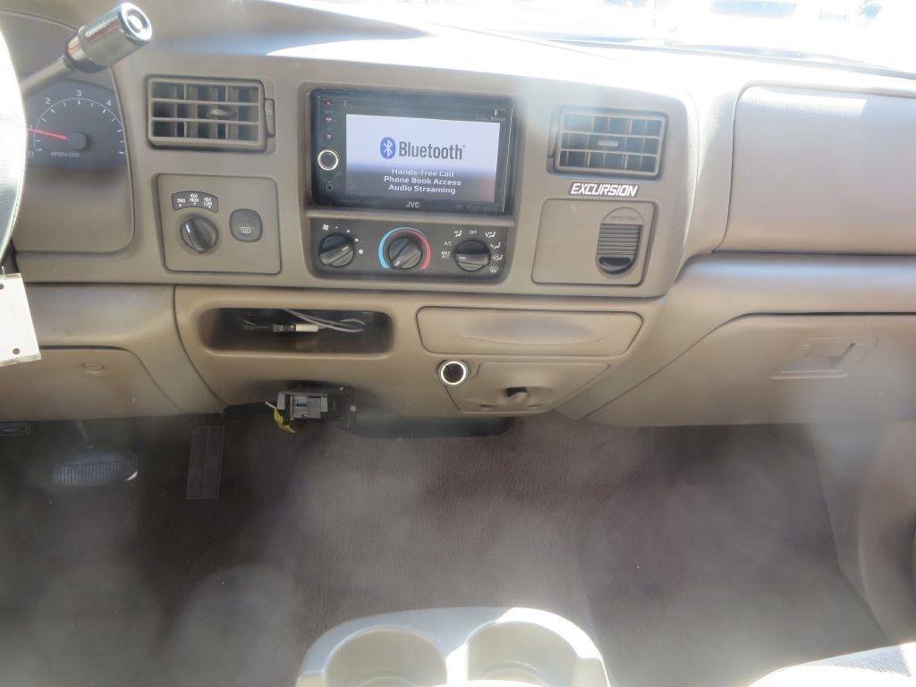 Used 2000 Ford Excursion XLT image 19