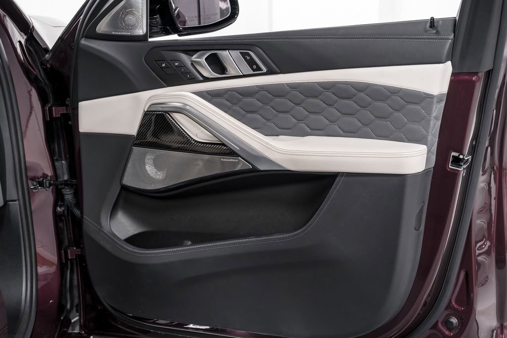 Used 2024 BMW X6 M Competition w/ Executive Package image 37