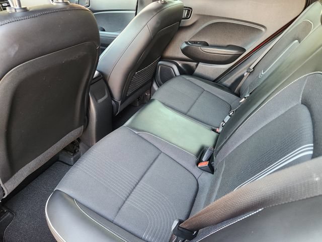Used 2023 Hyundai Venue Limited FWD image 31