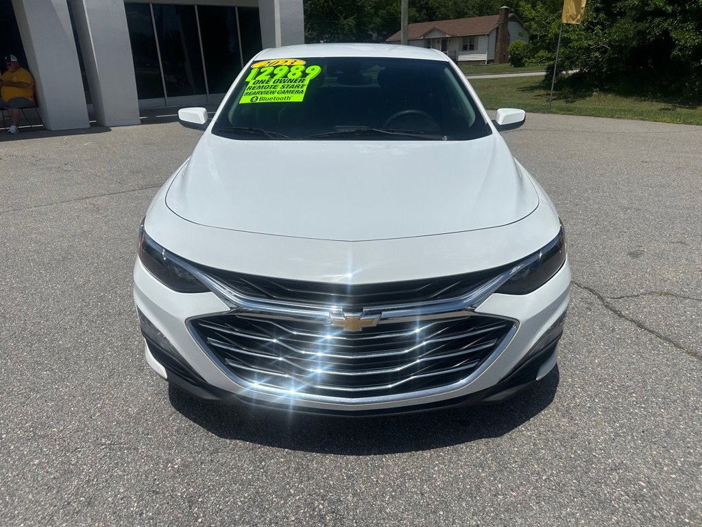 Used 2023 Chevrolet Malibu LT w/ Driver Confidence Package FWD image 8