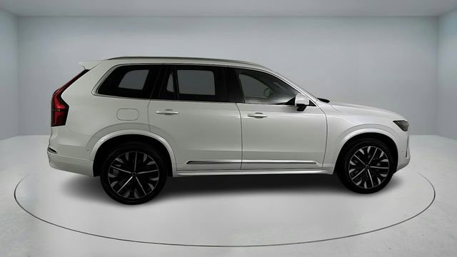 Certified 2026 Volvo XC90 B6 Plus w/ Protection Package Premier AWD/4WD image 3
