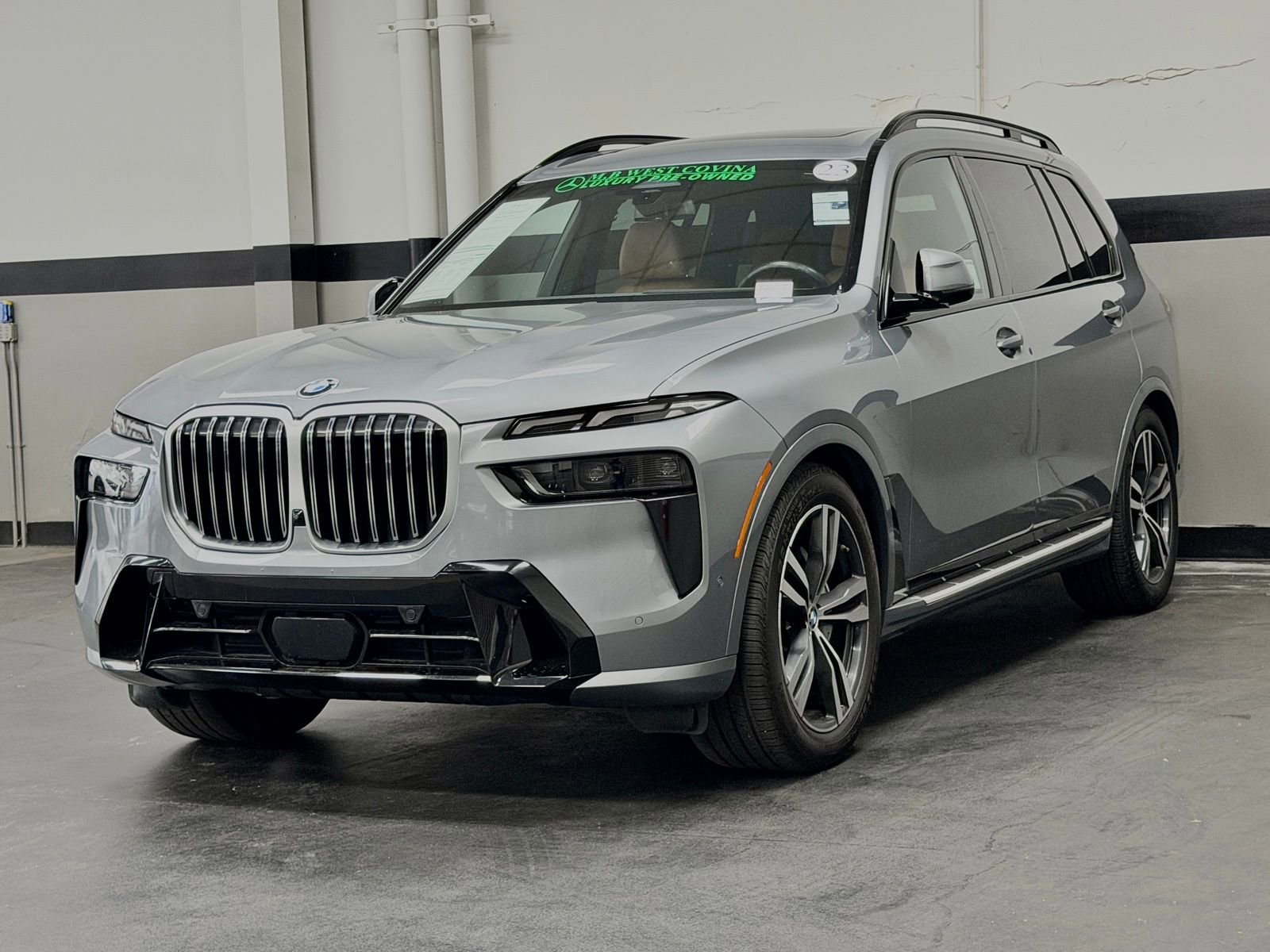 Used 2023 BMW X7 xDrive40i w/ M Sport Package image 7
