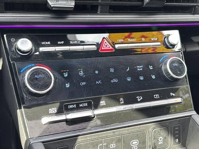 Used 2024 Hyundai Santa Fe Calligraphy AWD/4WD image 34