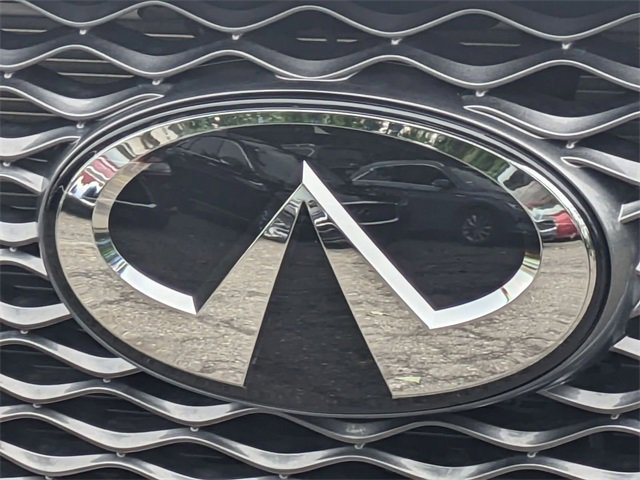 New 2025 INFINITI QX50 Luxe image 9
