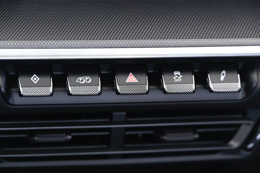 Used 2024 Porsche 911 Turbo image 29