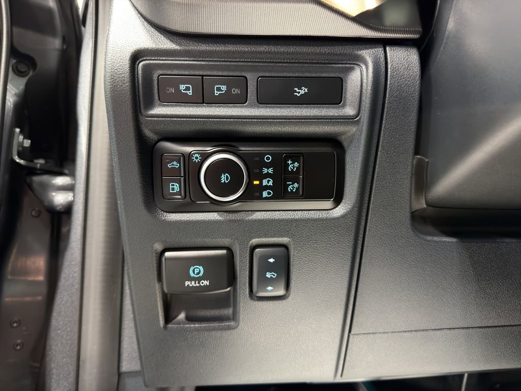Used 2024 Ford F150 Lariat AWD/4WD image 22