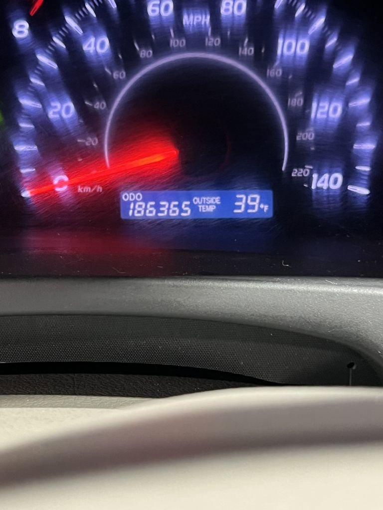 Used 2010 Toyota Camry image 7