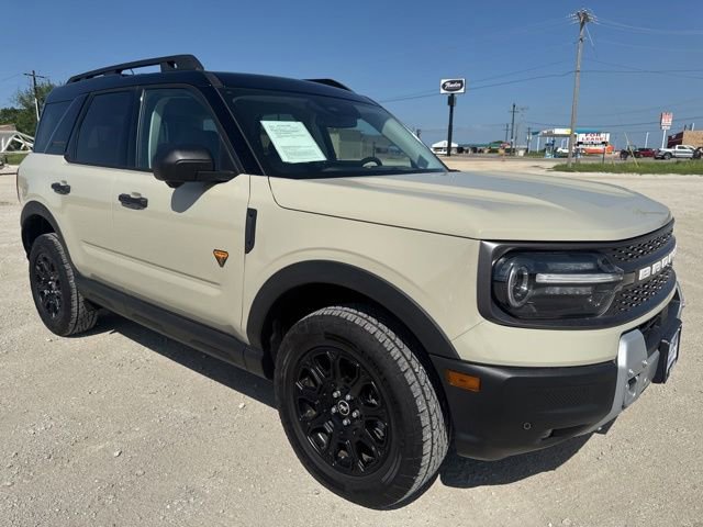 Used 2025 Ford Bronco Sport Badlands AWD/4WD image 8