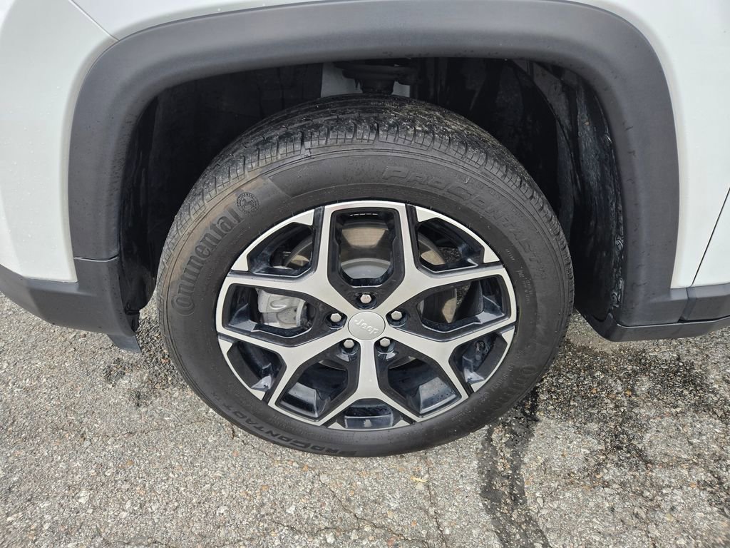 Used 2024 Jeep Compass Limited AWD/4WD image 10