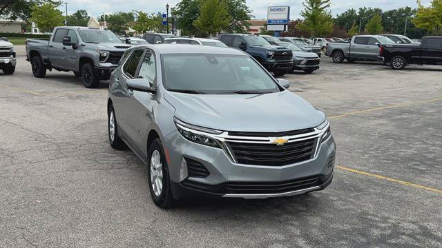 Certified 2024 Chevrolet Equinox LT w/ LPO, Floor Liner Package FWD image 3