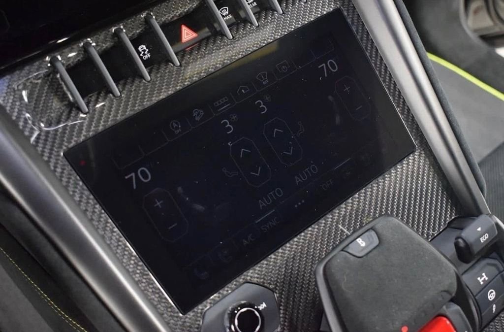 Used 2023 Lamborghini Urus Performante image 17