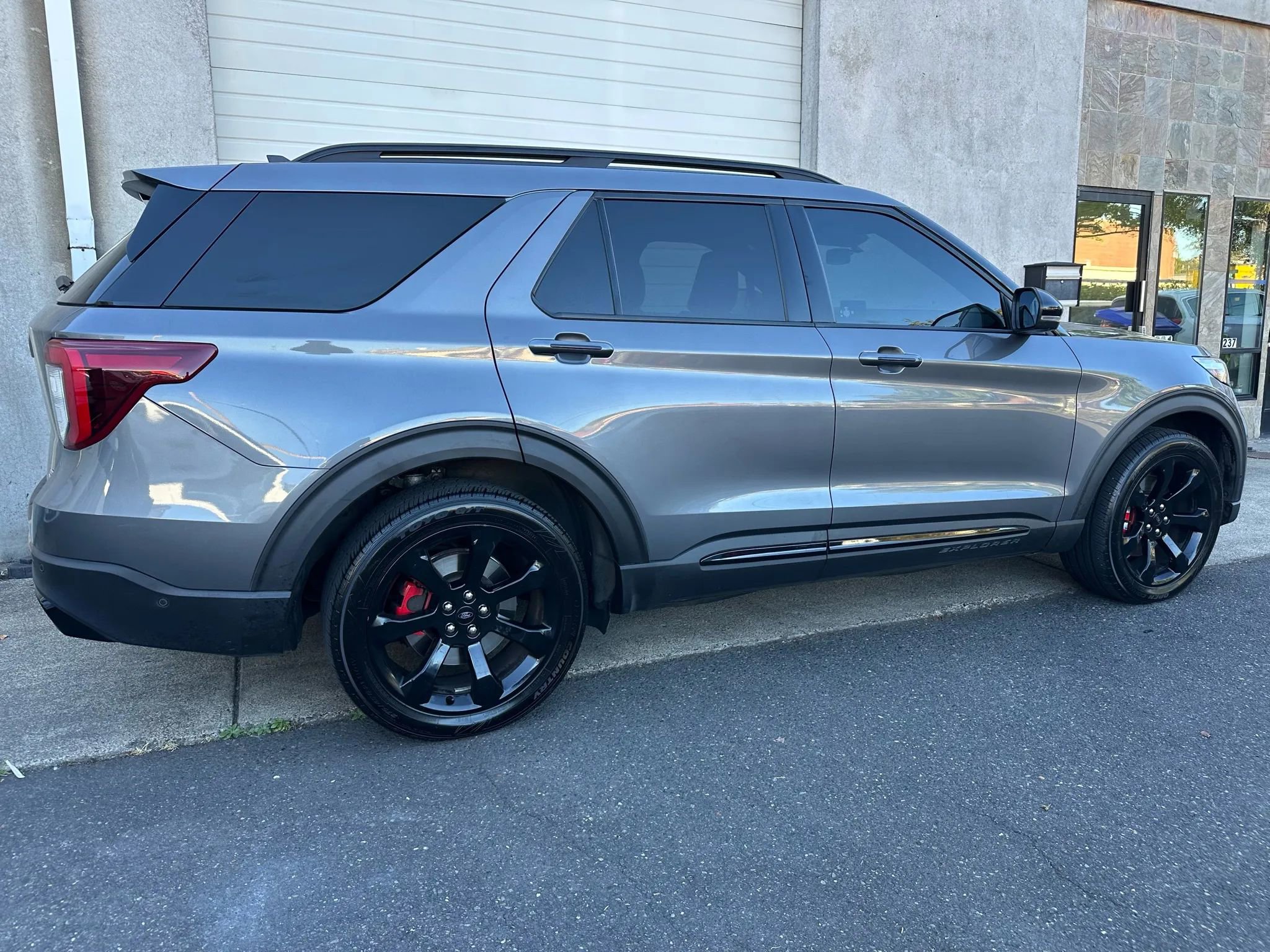 Used 2021 Ford Explorer ST w/ Equipment Group 401A image 5