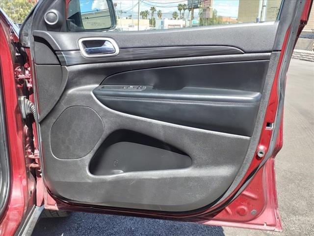 Used 2021 Jeep Grand Cherokee Laredo X image 18