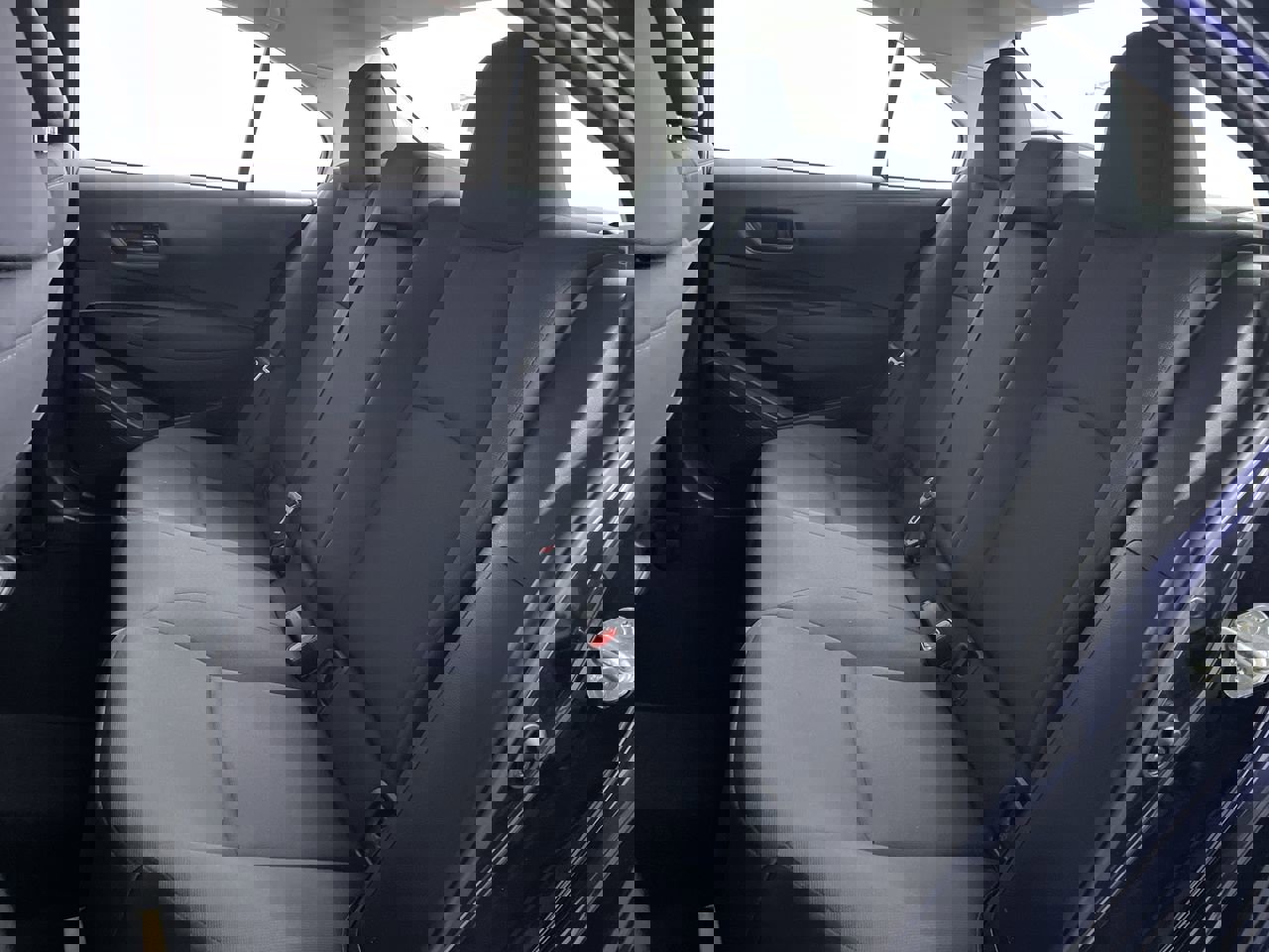 Used 2023 Toyota Corolla LE image 19