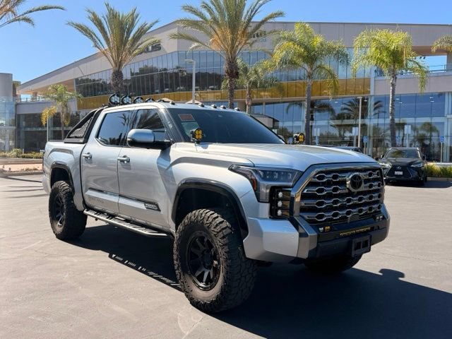 Used 2023 Toyota Tundra Platinum AWD/4WD image 2