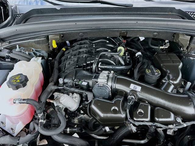 Used 2024 Jeep Grand Cherokee L Limited image 31