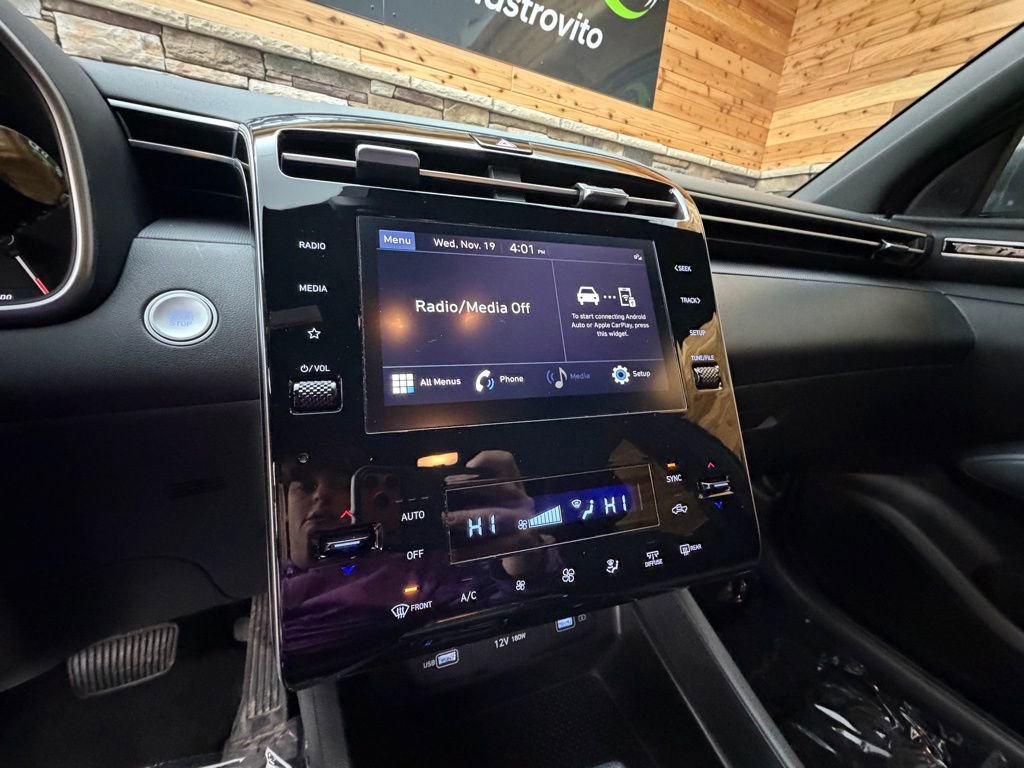 Certified 2024 Hyundai Santa Cruz SEL image 18