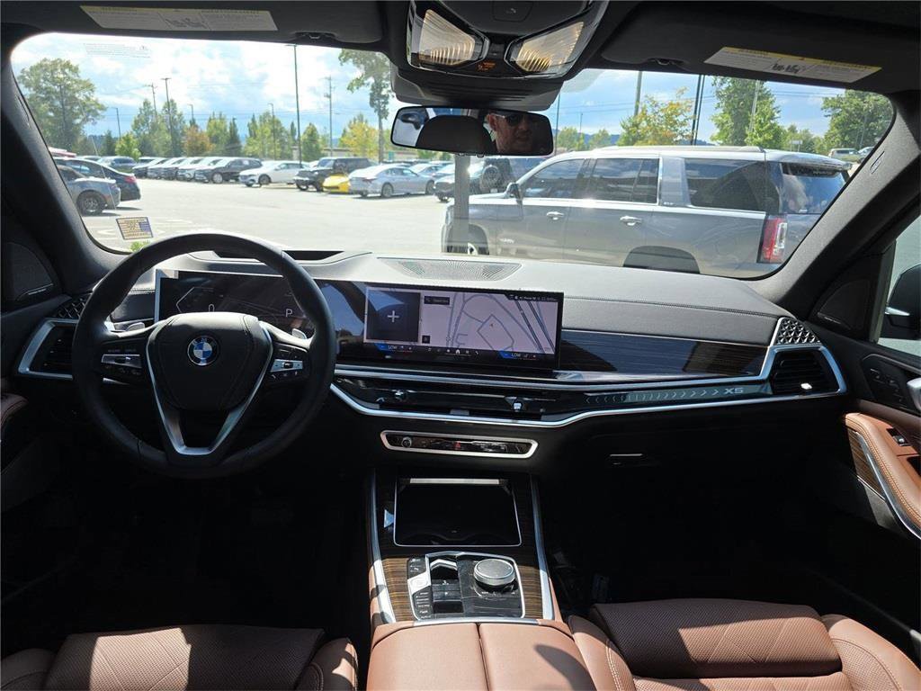 Used 2025 BMW X5 xDrive40i w/ Climate Comfort Package image 20