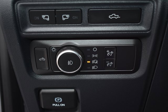 Used 2021 Ford F150 XLT w/ Equipment Group 302A High image 16