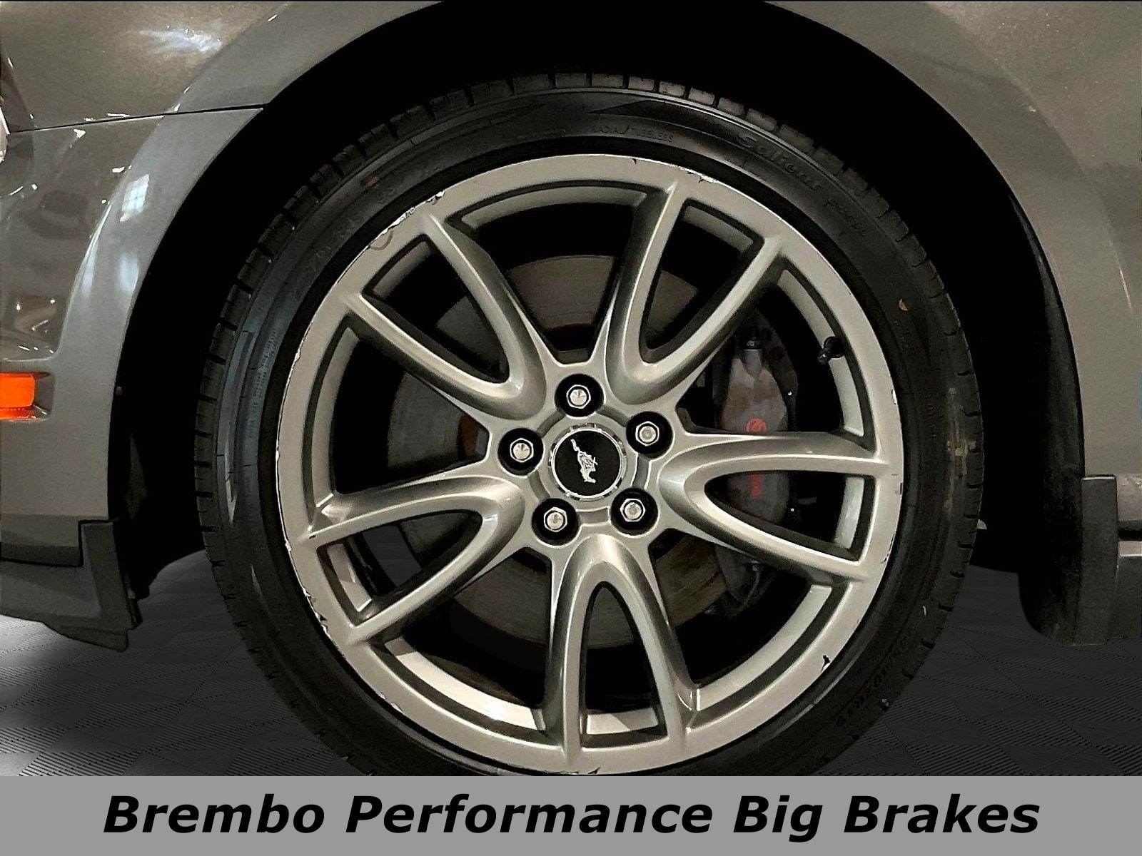 Used 2011 Ford Mustang GT Premium w/ Brembo Brake Pkg RWD image 31