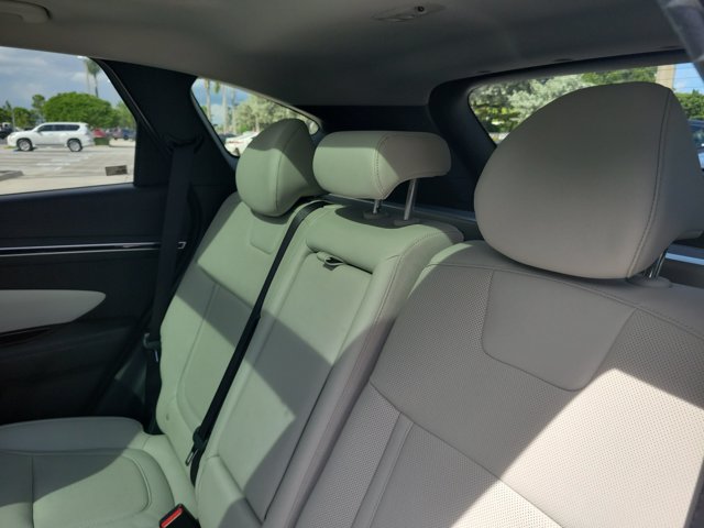 Used 2022 Hyundai Tucson Limited FWD image 14