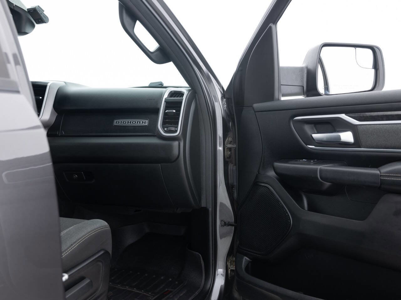 Used 2020 RAM 1500 Big Horn AWD/4WD image 32