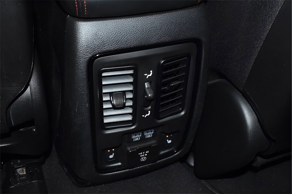 Used 2025 Dodge Durango R/T image 29