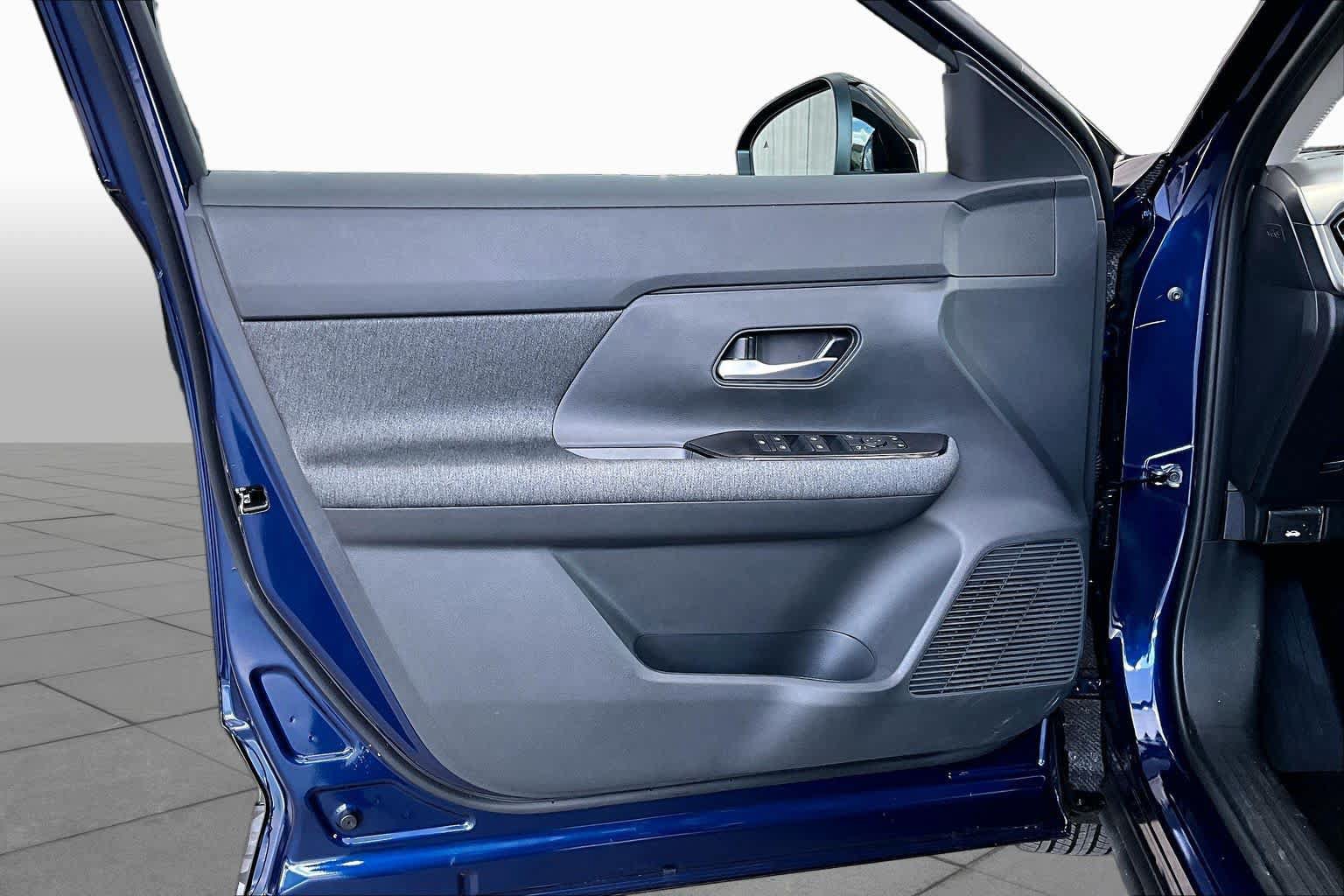 Certified 2026 Nissan Kicks SV FWD image 21
