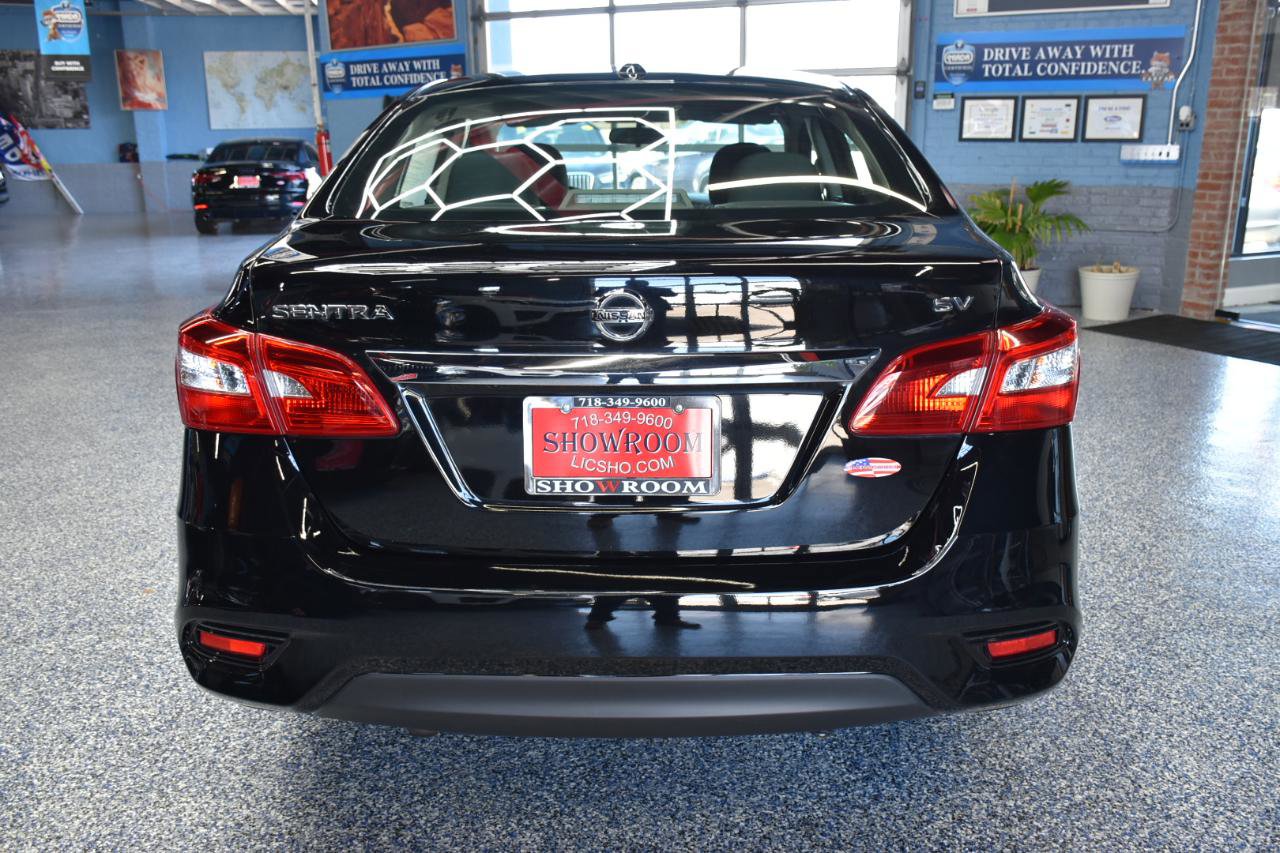 Used 2019 Nissan Sentra SV image 4