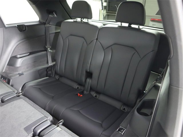 New 2025 Audi Q7 3.0T Premium Plus image 23