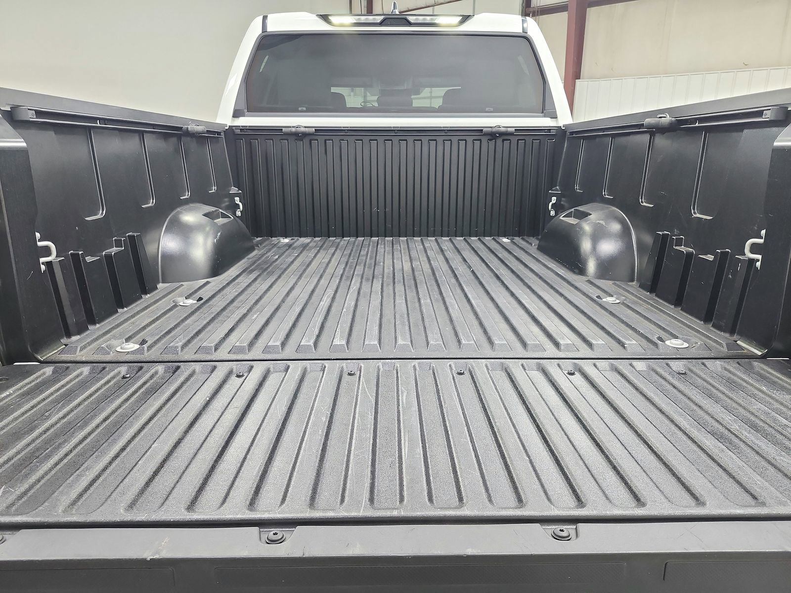 Used 2024 Toyota Tundra SR5 AWD/4WD image 37