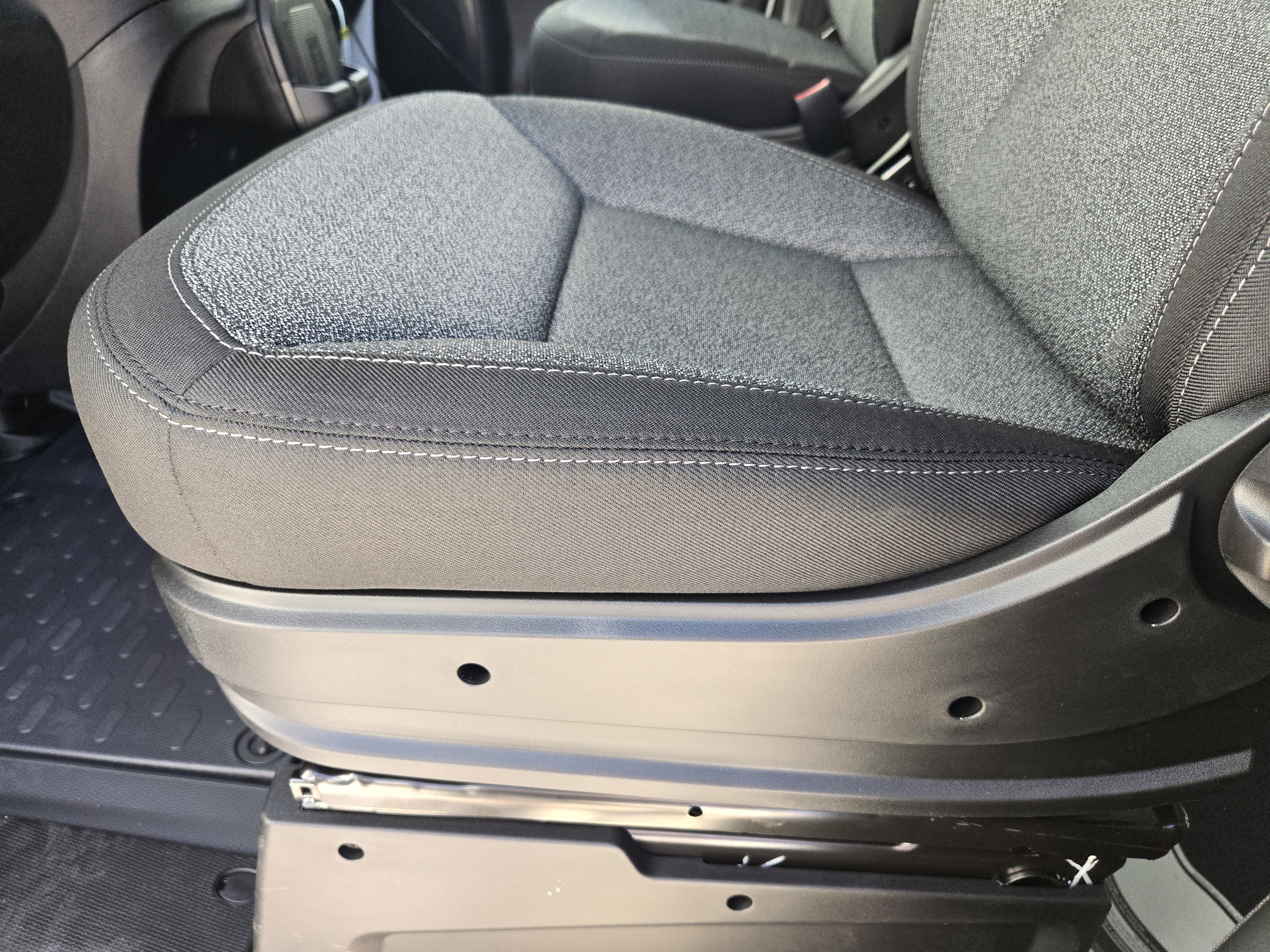 New 2026 RAM ProMaster 2500 w/ Premium Convenience Group image 19