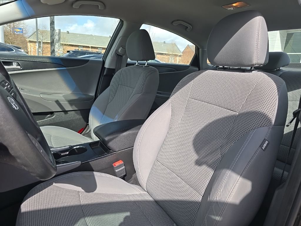 Used 2013 Hyundai Sonata GLS image 14
