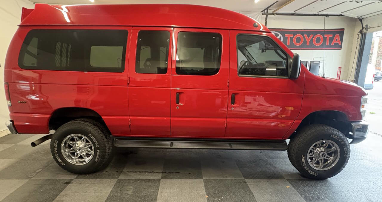 Used 2014 Ford E-350 and Econoline 350 XLT