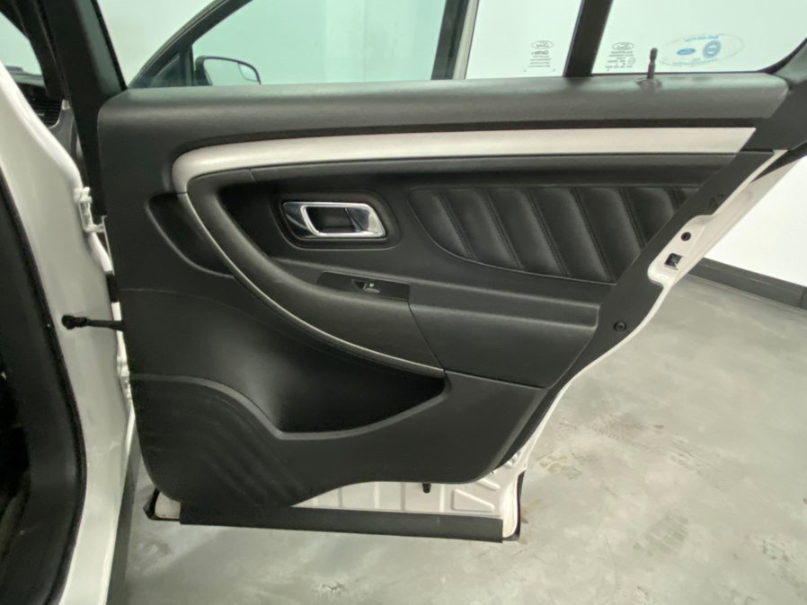 Used 2015 Ford Taurus SEL w/ Equipment Group 201A FWD image 46