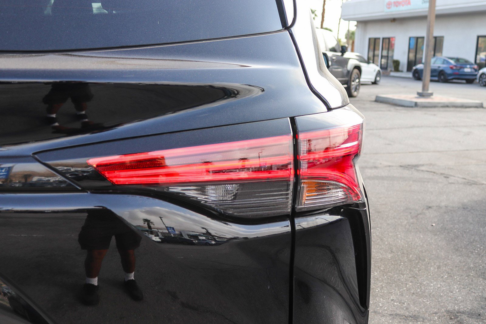 Certified 2022 Toyota Sienna Platinum image 8