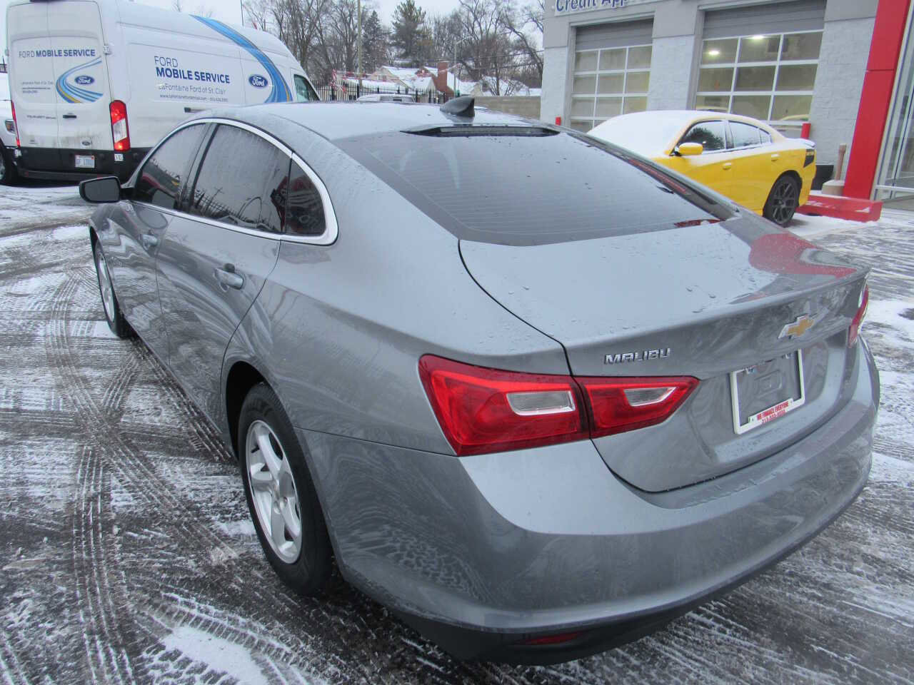 Used 2023 Chevrolet Malibu LS image 7
