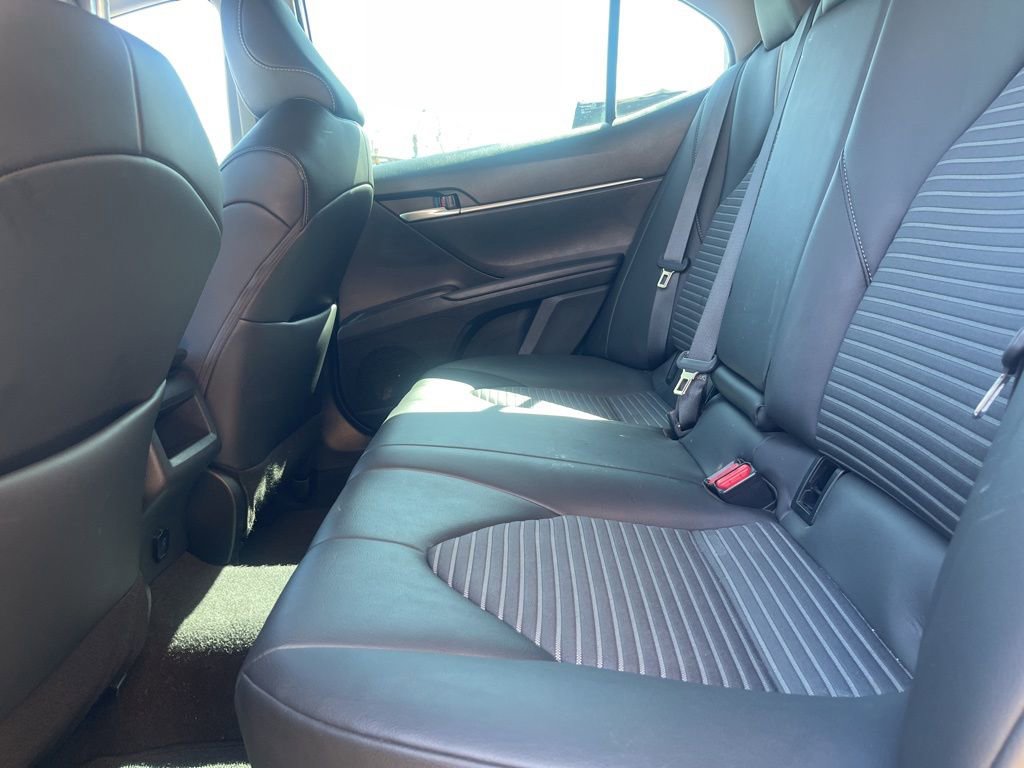 Used 2023 Toyota Camry SE FWD image 16