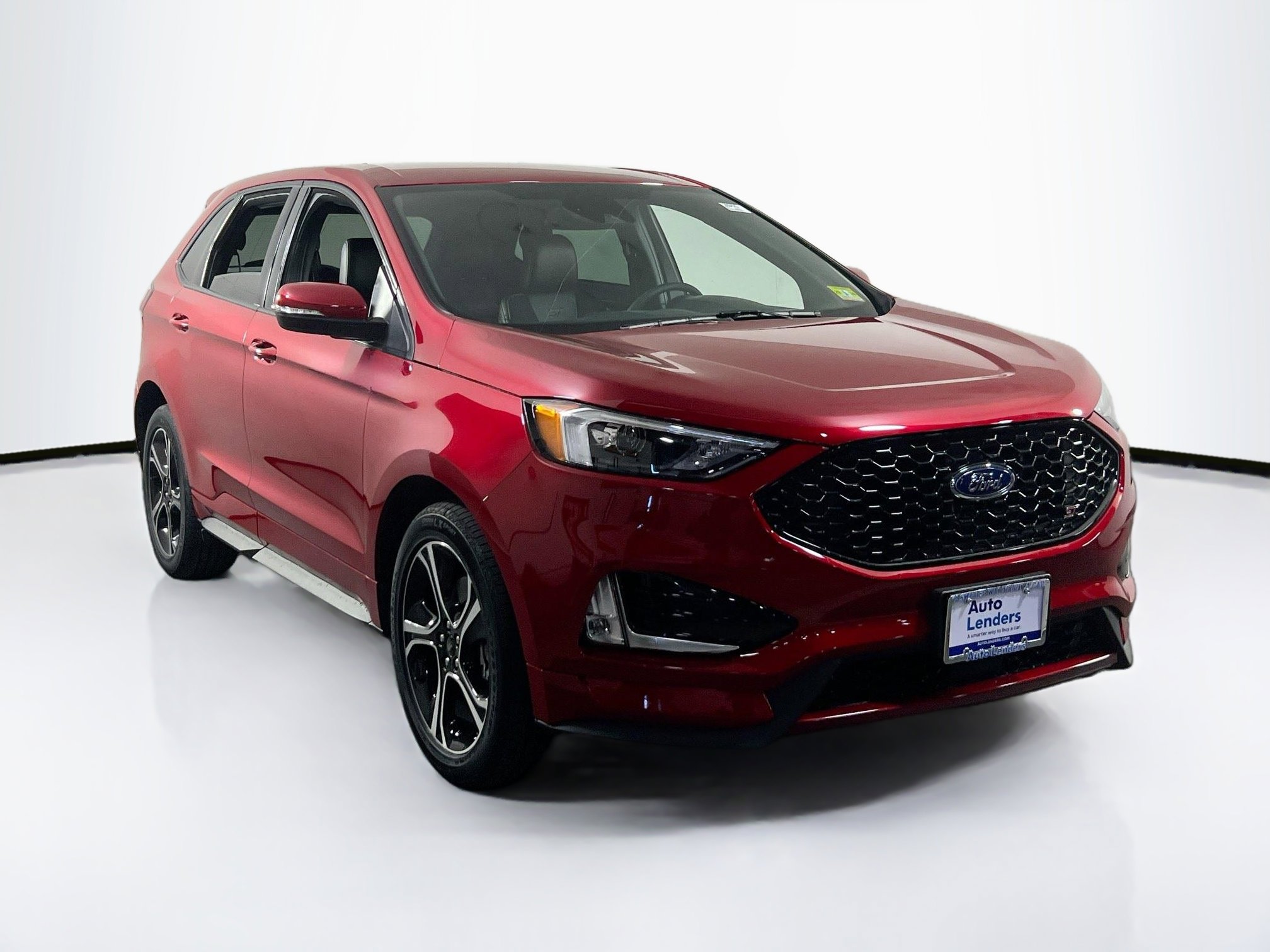 Used 2020 Ford Edge ST w/ Cold Weather Package image 3