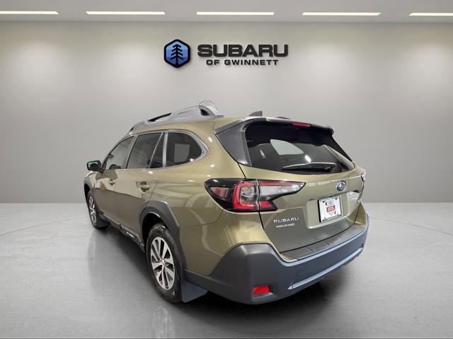 Certified 2025 Subaru Outback Premium w/ Popular Package #1A AWD/4WD image 3